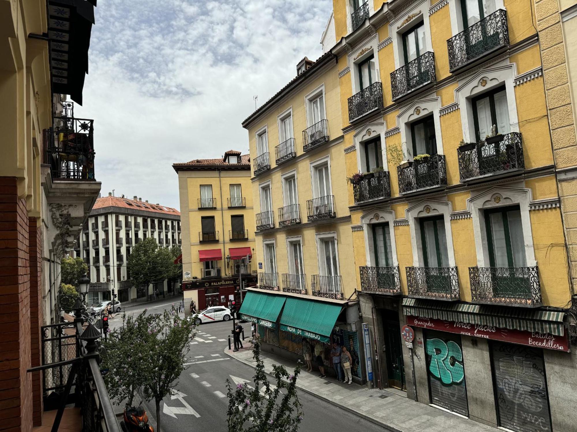 Plazamayorsuites Мадрид Экстерьер фото